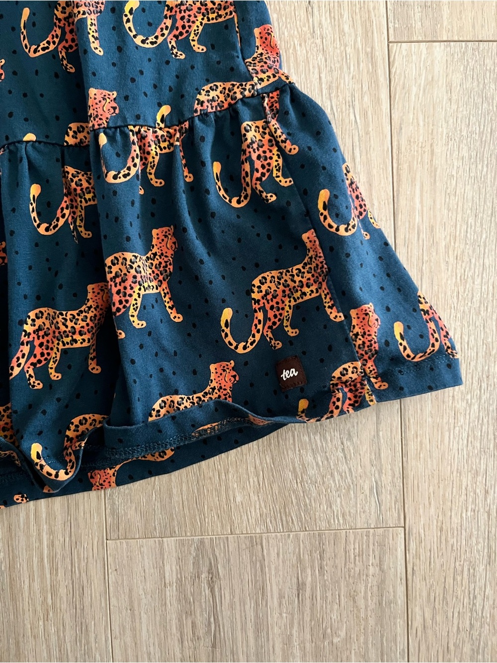 Tea Collection Girl’s Long Sleeve Ruffle Dress Anatolian Leopards - Size 8 - Picture 5 of 5